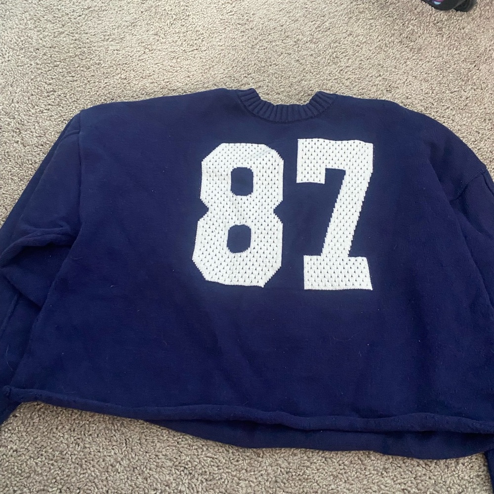 Aeropostale Blue and White Crewneck Sweater